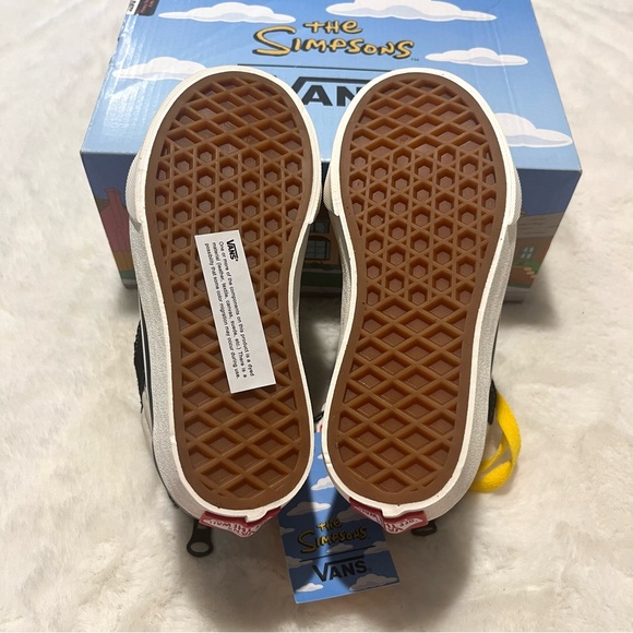 Simpson Vans - Picture 7 of 8